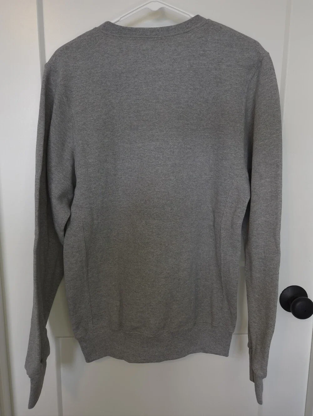 Vintage Unisex Gray Budlight Crewneck Sweatshirt. Size S. #AH